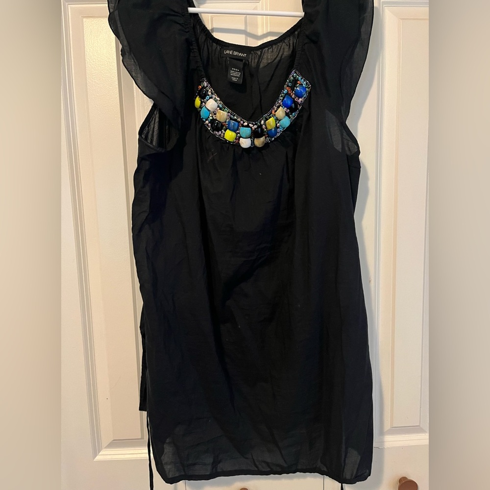 Lane Bryant, sleeveless tunic with beads around neck 22/24